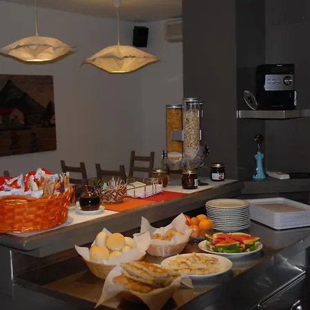 Couette-café Luisa 3*